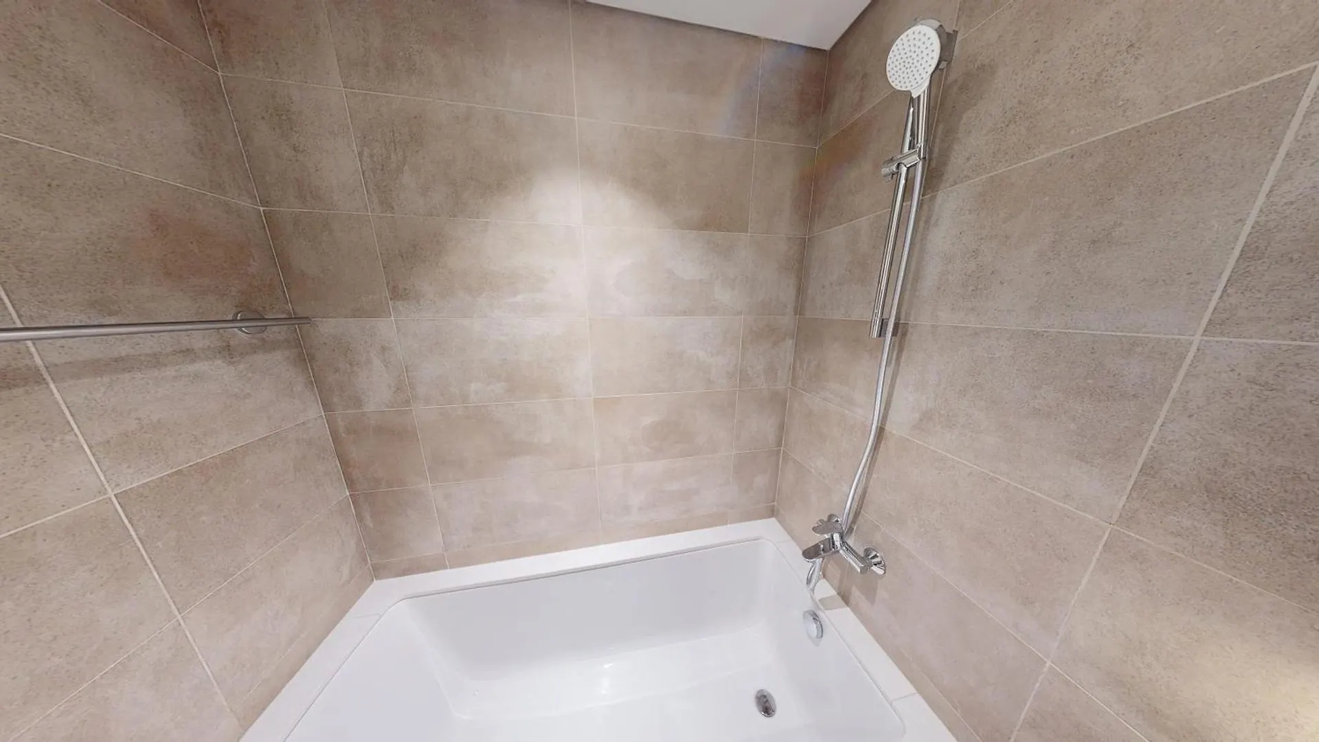 Dvr Luxurious 1Br Retreat In Creek Gate Apartment Dubai