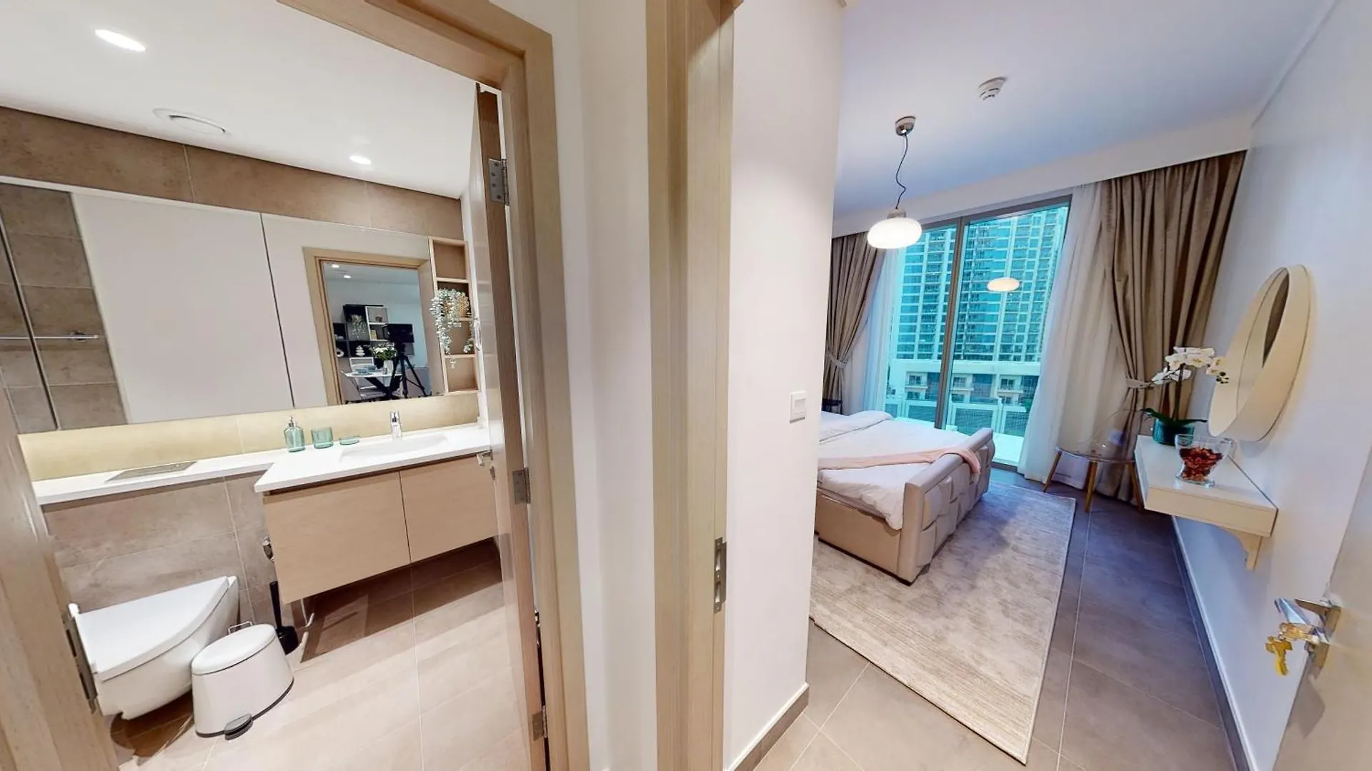 Dvr Luxurious 1Br Retreat In Creek Gate Apartment Dubai